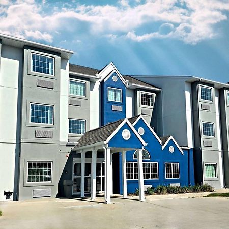 Microtel Inn & Suites By Wyndham Bluffs Council Bluffs Εξωτερικό φωτογραφία