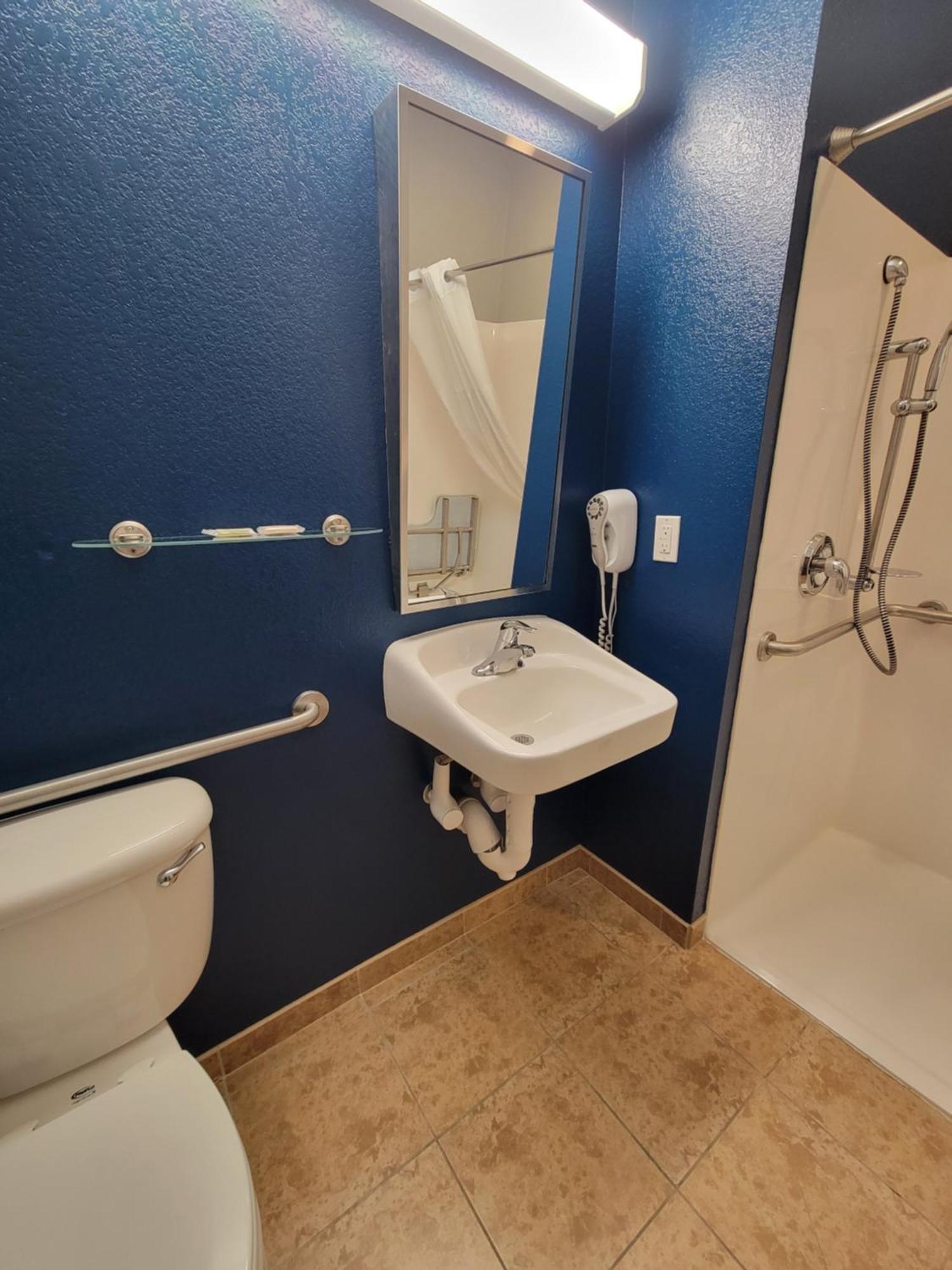 Microtel Inn & Suites By Wyndham Bluffs Council Bluffs Εξωτερικό φωτογραφία