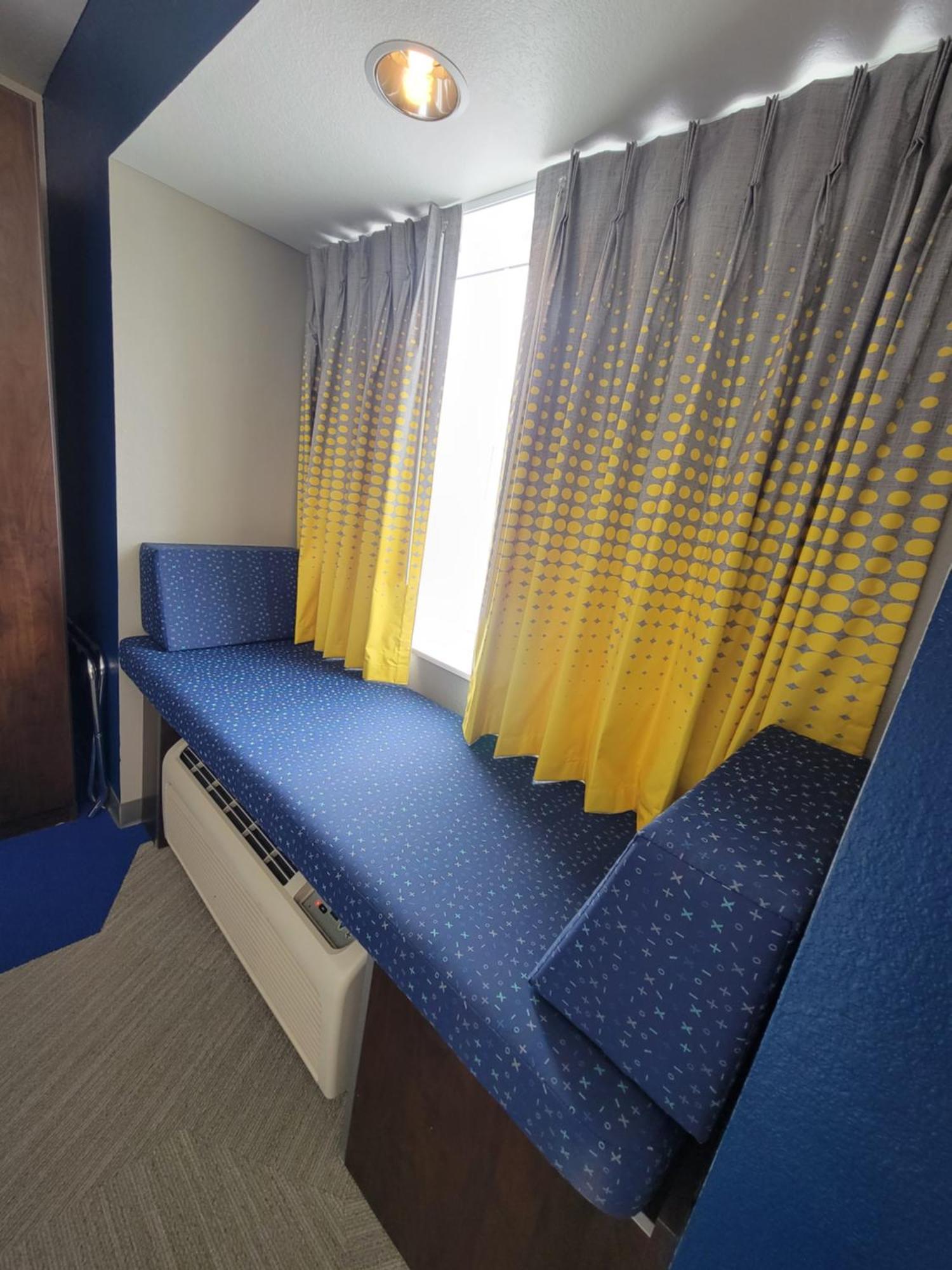 Microtel Inn & Suites By Wyndham Bluffs Council Bluffs Εξωτερικό φωτογραφία