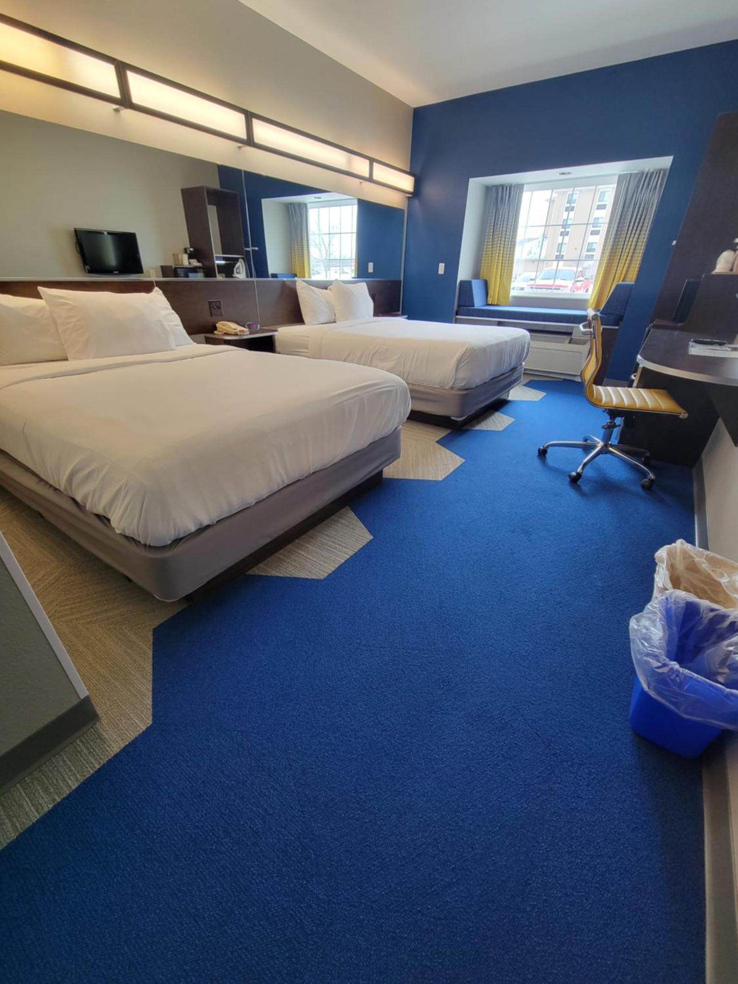 Microtel Inn & Suites By Wyndham Bluffs Council Bluffs Εξωτερικό φωτογραφία